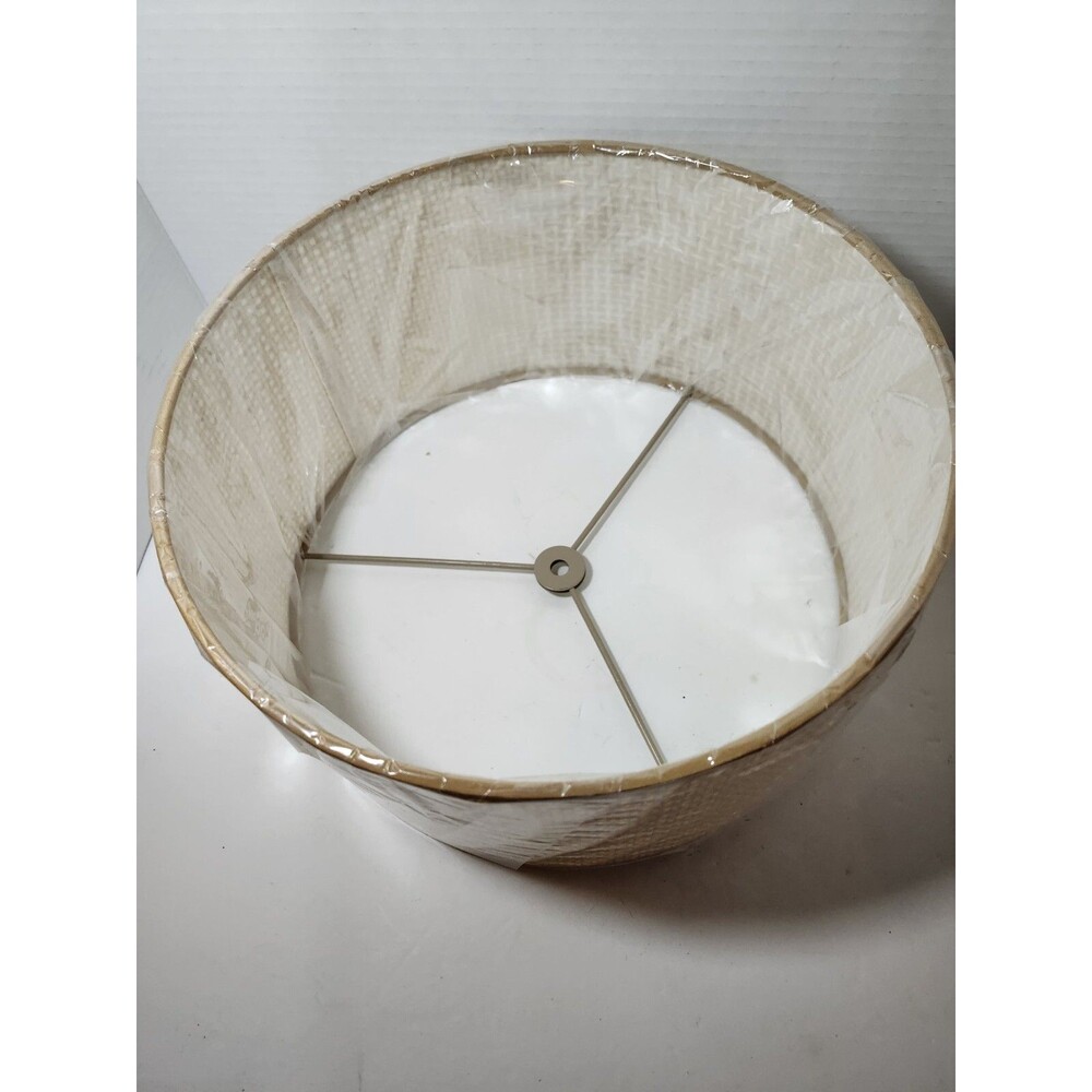 Ceiling Light Fixture With Shade - Picture 4 of 4